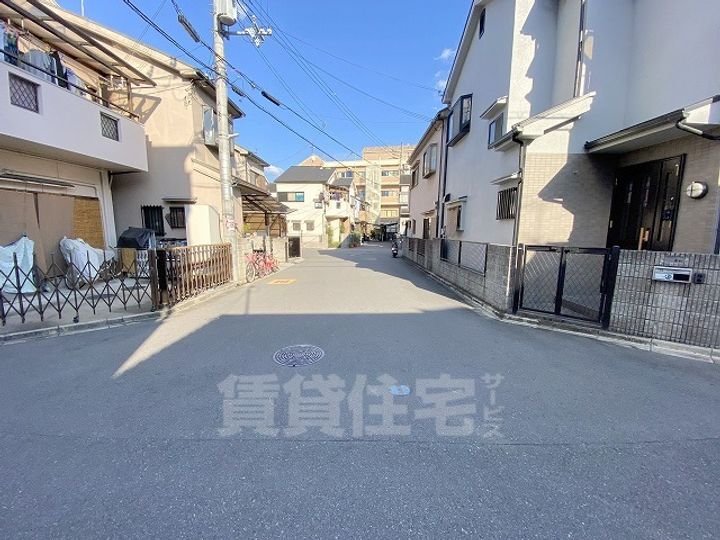 フルブルームの周辺