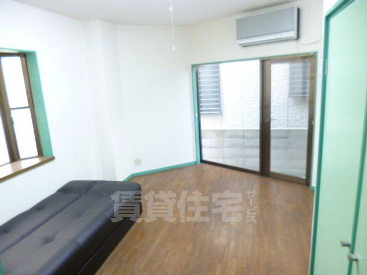 エンゼルハイツ桜町の居間