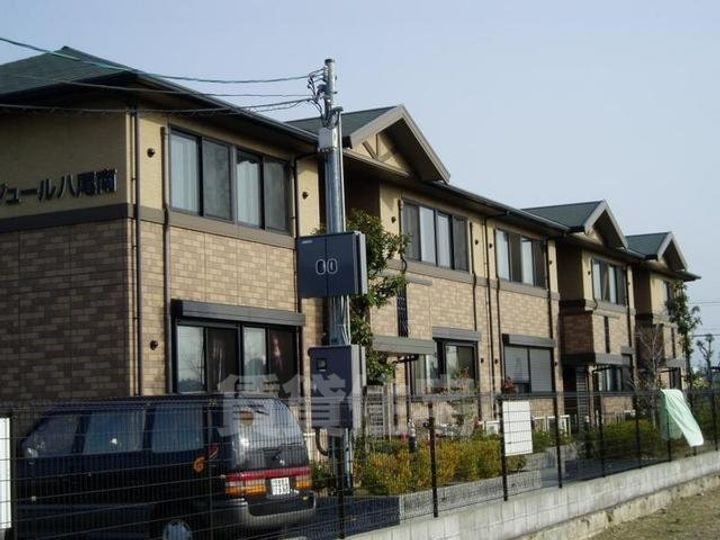 セジュール八尾南の外観