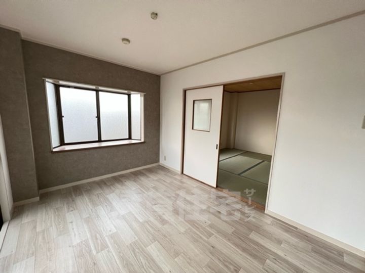 大阪府堺市東区日置荘北町2丁の賃貸マンションの寝室