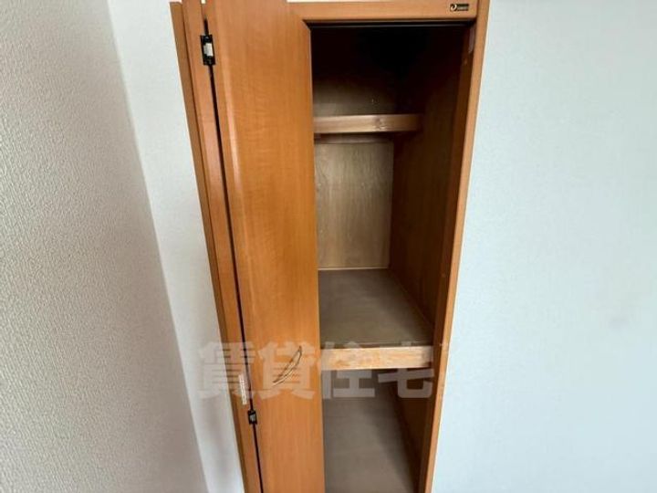 大阪府豊中市北桜塚4丁目の賃貸マンションの内装