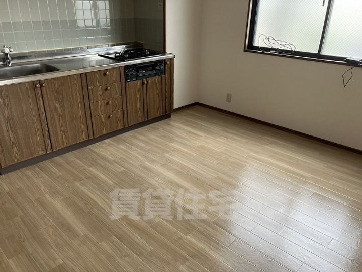 愛知県名古屋市瑞穂区妙音通3丁目の賃貸マンションの居間