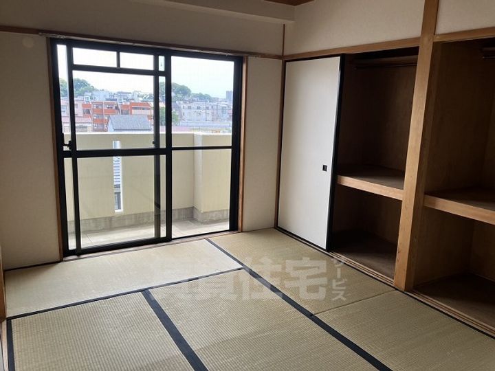 愛知県名古屋市瑞穂区妙音通3丁目の賃貸マンションの寝室