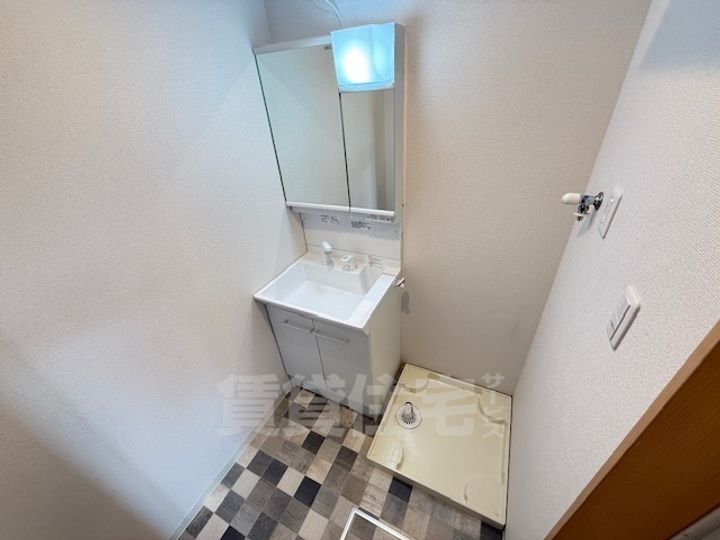 大阪府大阪狭山市池尻中1丁目の賃貸アパートの内装