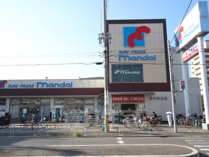 プレジオ三国EUROの周辺