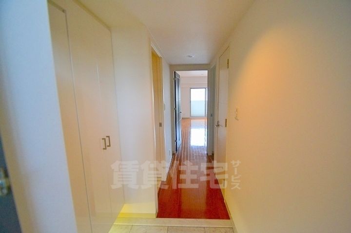 セノアタワー新大阪の玄関