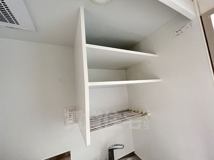 エヌエムドゥーズの内装