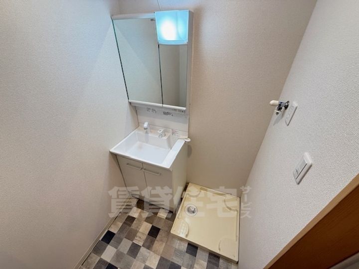 大阪府大阪狭山市池尻中1丁目の賃貸アパートの内装