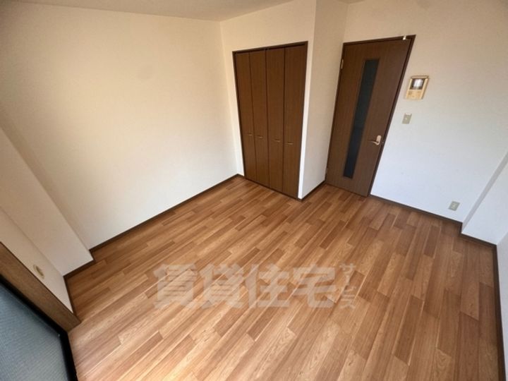 ルミエール下條の居間