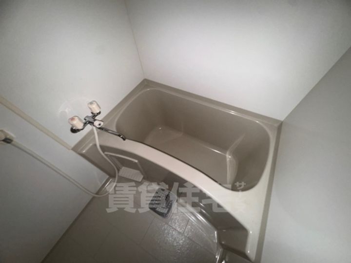 ルミエール下條の風呂