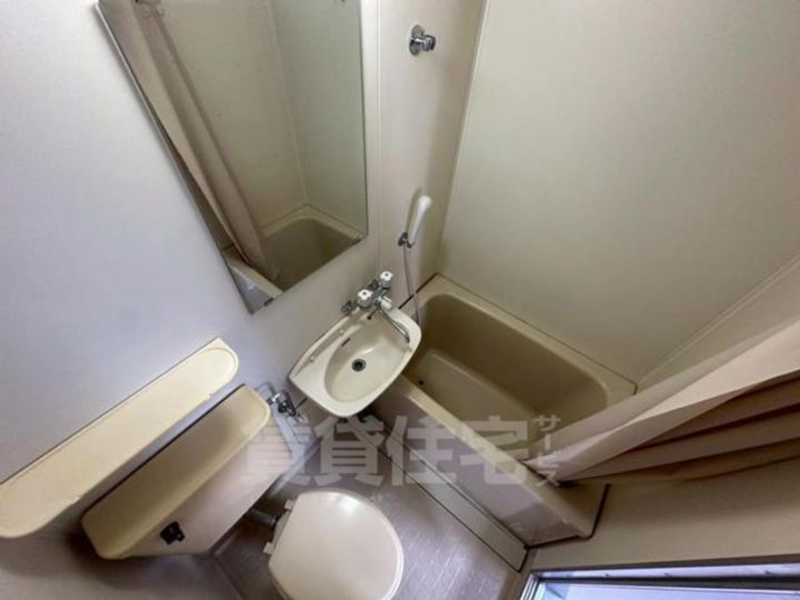 大阪府豊中市螢池東町4丁目の賃貸マンションの風呂