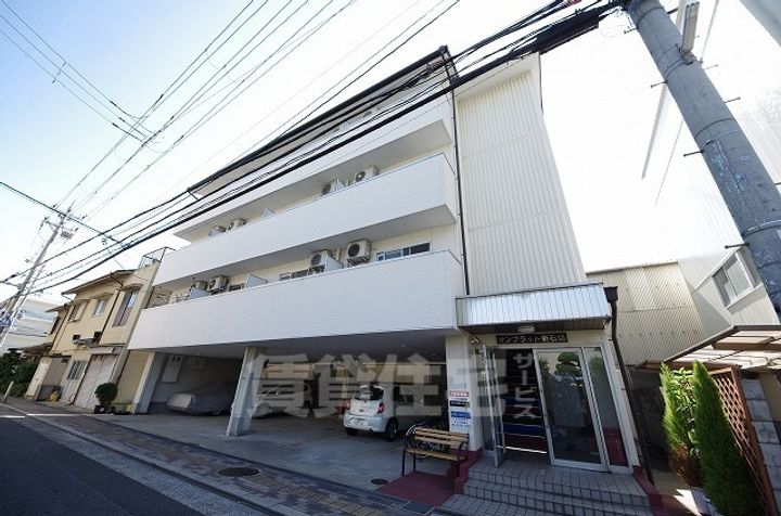 サンブライト新石切の外観