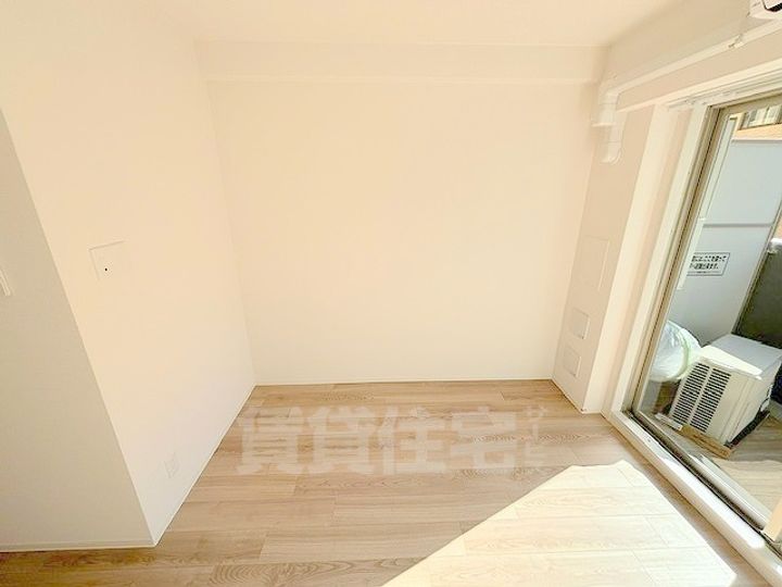 エスリード新大阪ザ・プレミアEASTの寝室