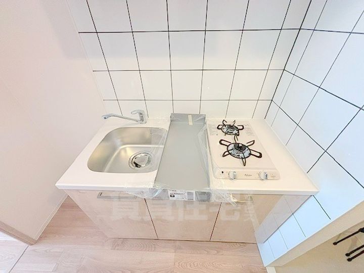 エスリード新大阪ザ・プレミアEASTのキッチン