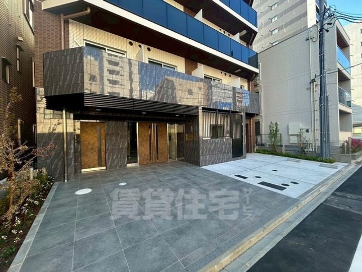 ディアレイシャス東別院3の玄関