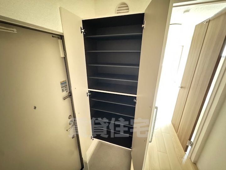 プラザ九源3の内装