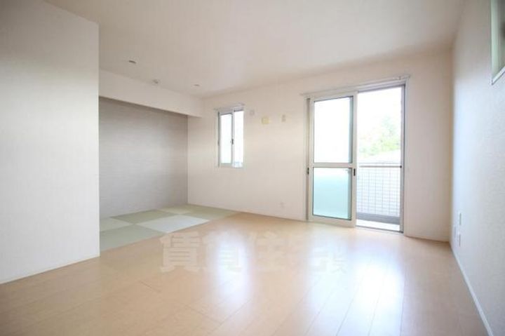 アークファイブの居間