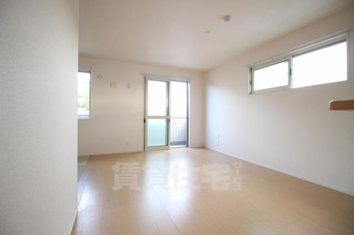 アークファイブの居間