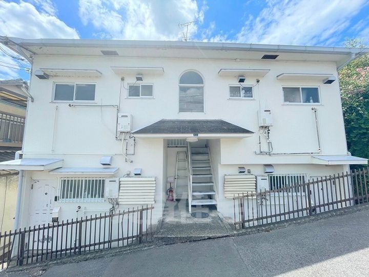 トモダハイツの外観