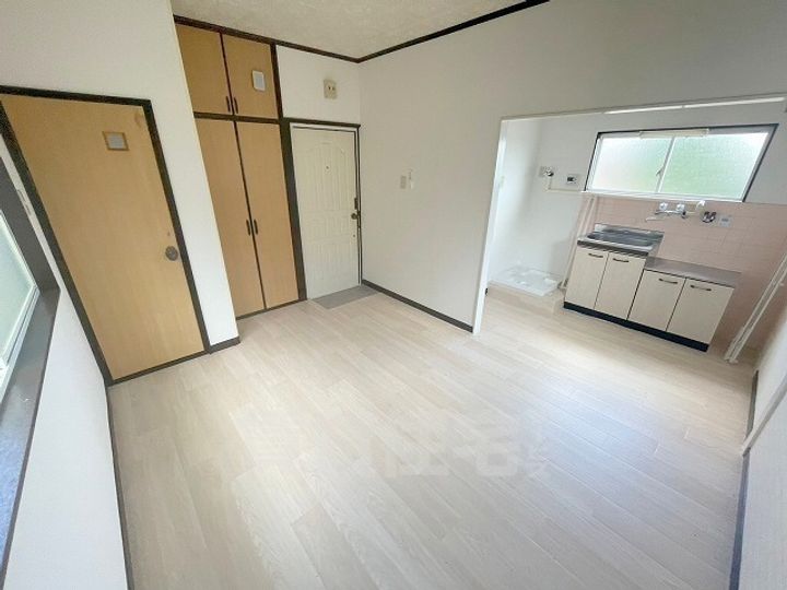 トモダハイツの居間