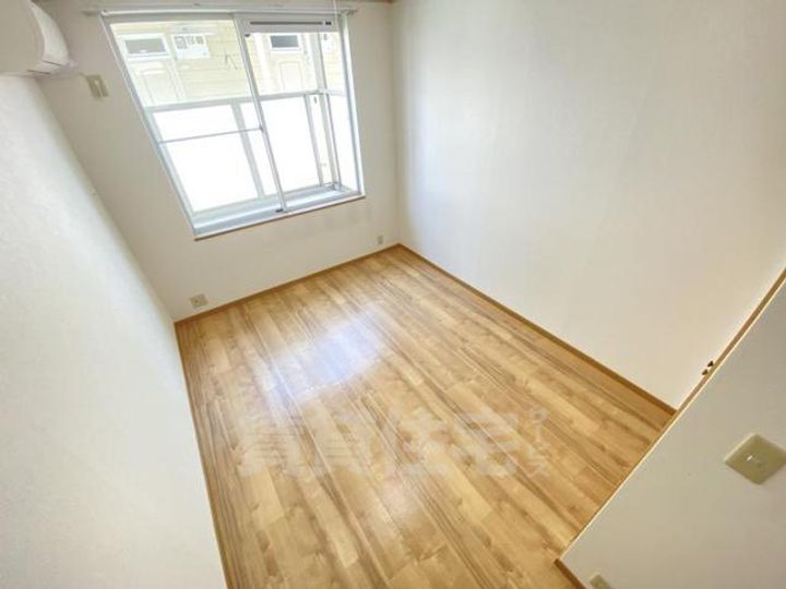 エステートピア2の内装