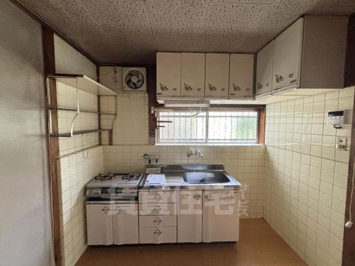 大阪府寝屋川市清水町(一戸建)の賃貸物件のキッチン