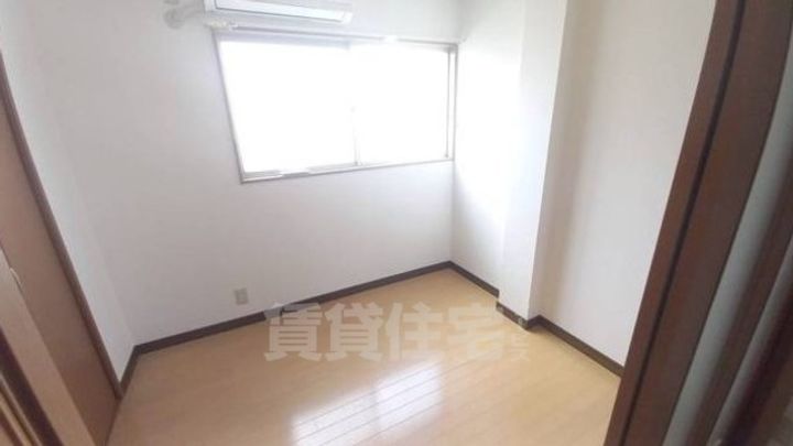 フジハウスの居間