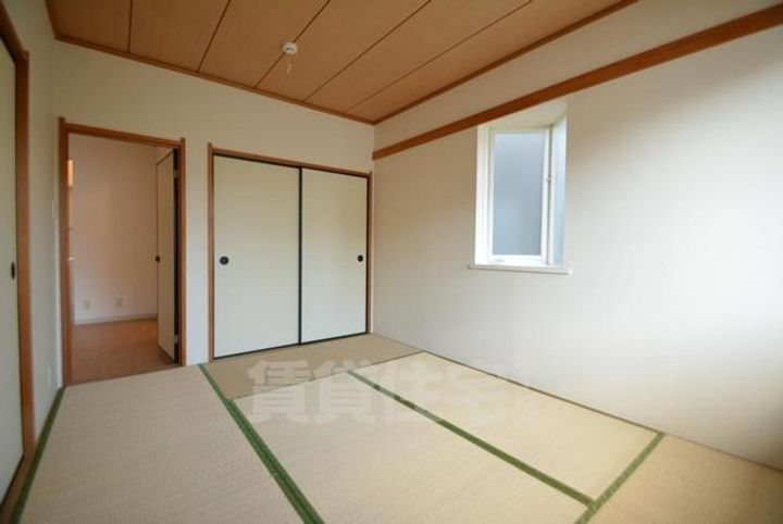 兵庫県伊丹市稲野町2丁目の賃貸アパートの子供部屋