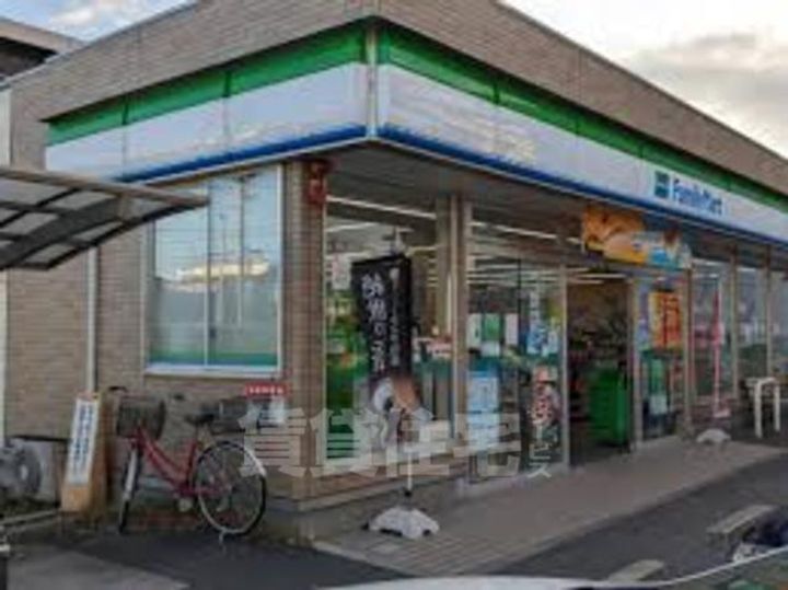 ハイツシラサワの周辺
