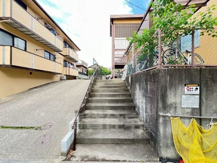 ハイツシラサワの外観