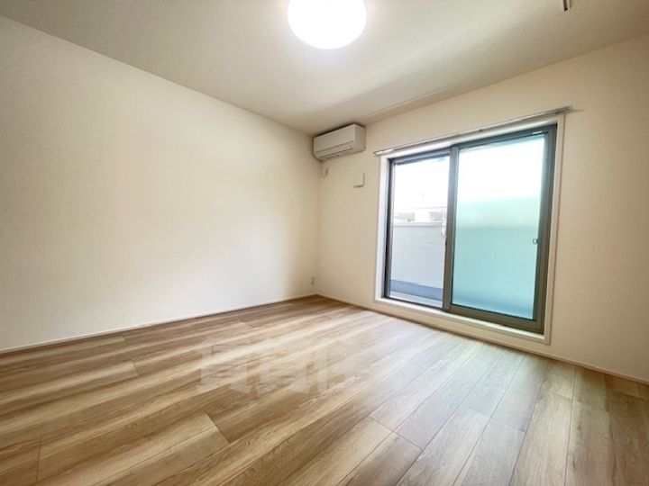 大阪府堺市堺区今池町2丁の賃貸アパートの居間