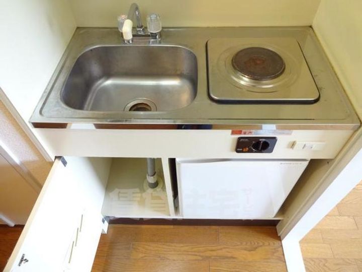 ラ・テール西田弐番館のキッチン