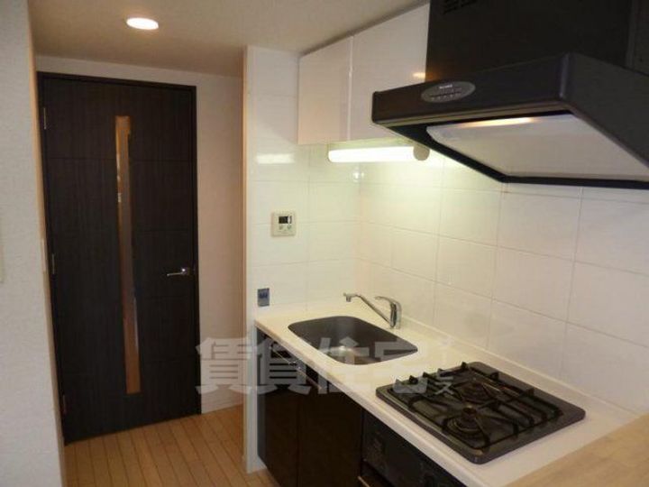 サムティ大阪WESTグランジールのキッチン