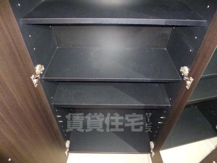 サムティ大阪WESTグランジールの玄関