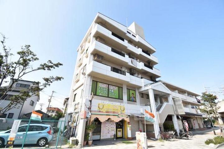 シロハイヌ久々知402の外観