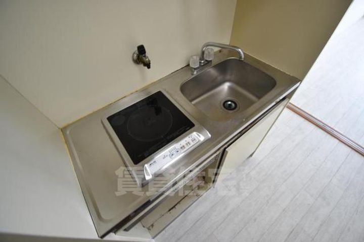 シロハイヌ久々知402のキッチン