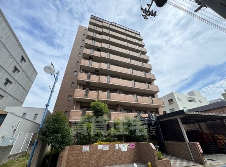 ワコーレプラージュ須磨の外観