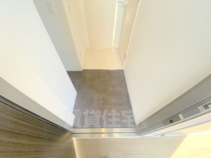 エル・セレーノ新大阪北の玄関