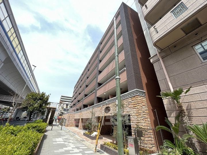 プレジオ西宮今津の外観