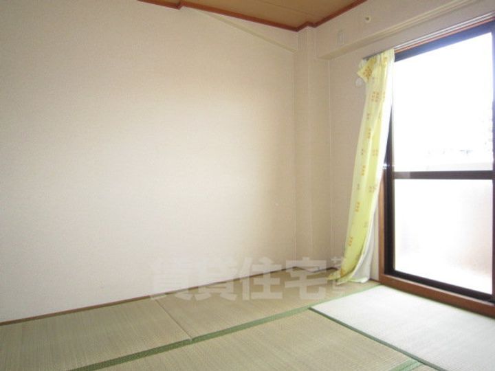 大阪府和泉市唐国町2丁目の賃貸マンションの子供部屋