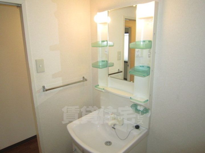 大阪府和泉市唐国町2丁目の賃貸マンションの内装