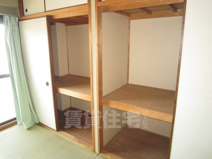 大阪府和泉市唐国町2丁目の賃貸マンションの内装