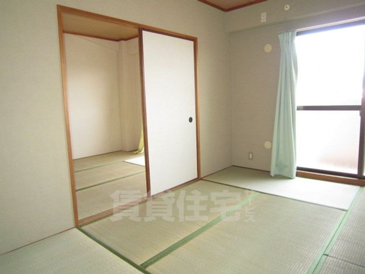 大阪府和泉市唐国町2丁目の賃貸マンションの子供部屋