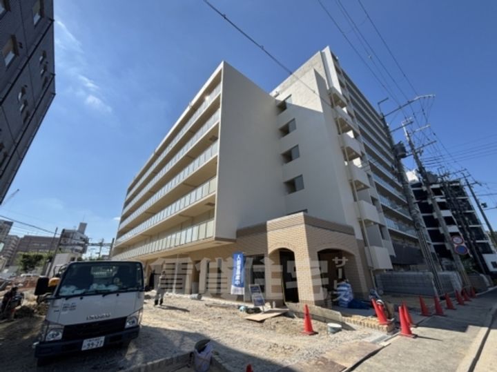 Alivio三田駅前の外観