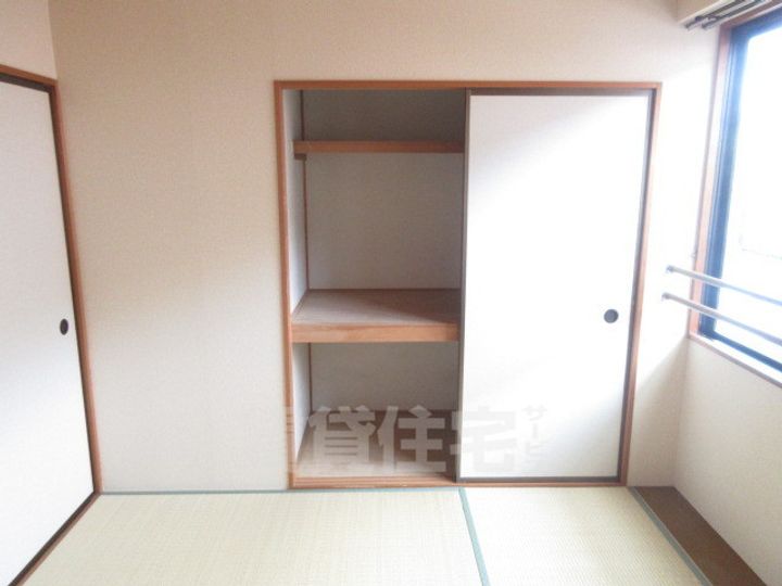 大阪府高石市加茂4丁目の賃貸マンションの寝室