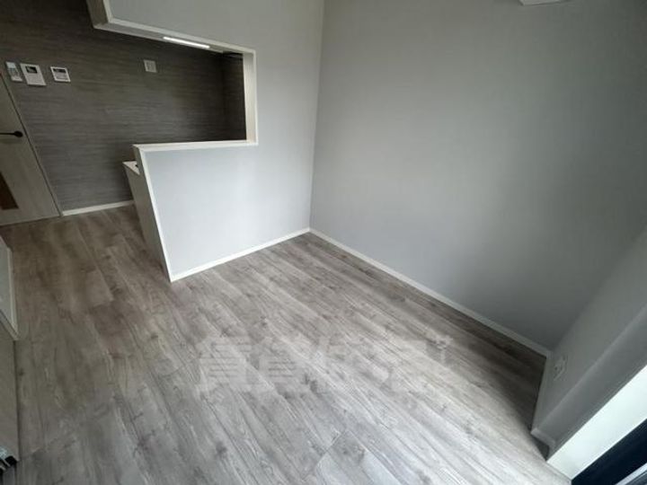 Gracias Court豊野町の居間