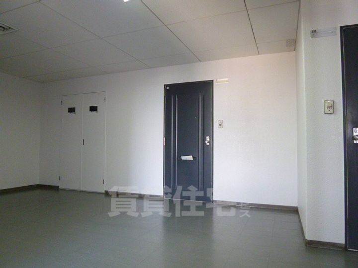 枚岡グリーンヒルズの玄関