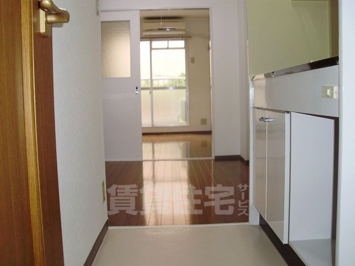 枚岡グリーンヒルズの玄関