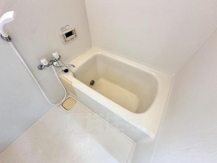 兵庫県尼崎市東難波町3丁目(一戸建)の賃貸物件の風呂