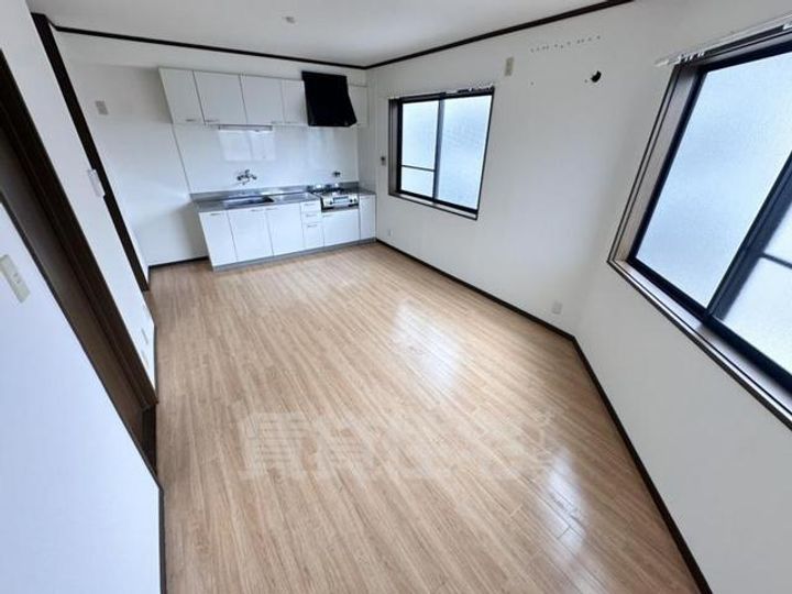 兵庫県尼崎市東難波町3丁目(一戸建)の賃貸物件の居間